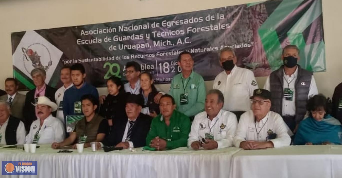 Gobierno y técnicos forestales, comprometidos con el medio ambiente