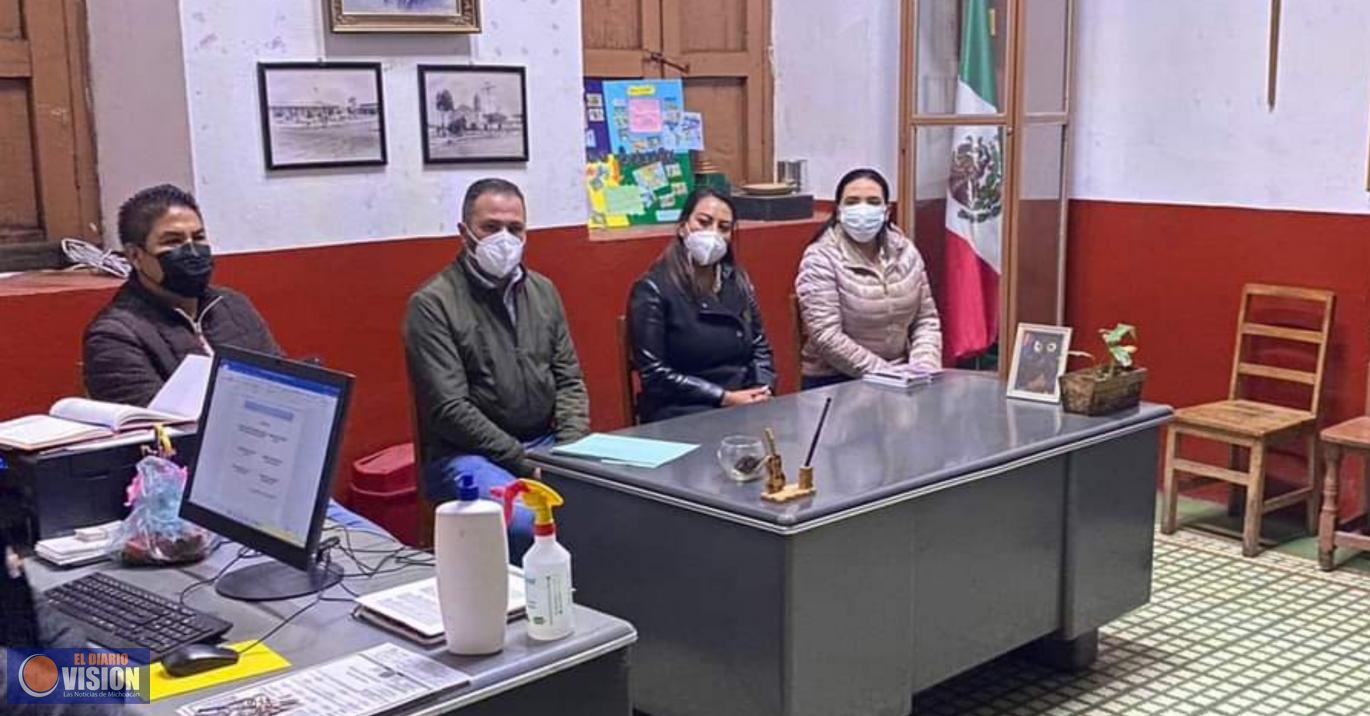 Diputada Mónica Valdez, traza ruta de trabajo con comunidades originarias de Zacapu 
