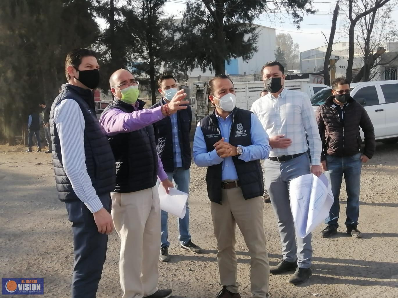 Supervisa Alfonso Martínez mejoramiento de vialidad en Ciudad Industrial