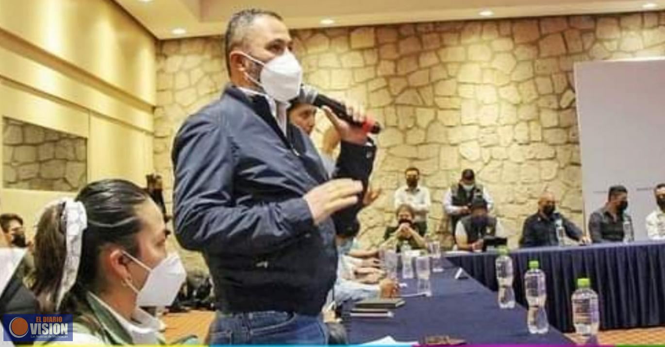 Se reúne Luis Felipe León Balbanera con el Gobernador de Michoacán y alcaldes