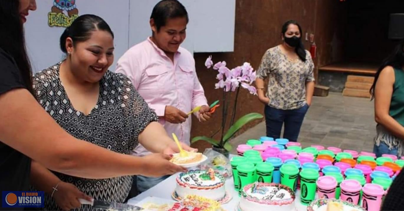 Gobierno de Tingambato festejó a las niñas y los niños en el Centro Cultural Tinganio