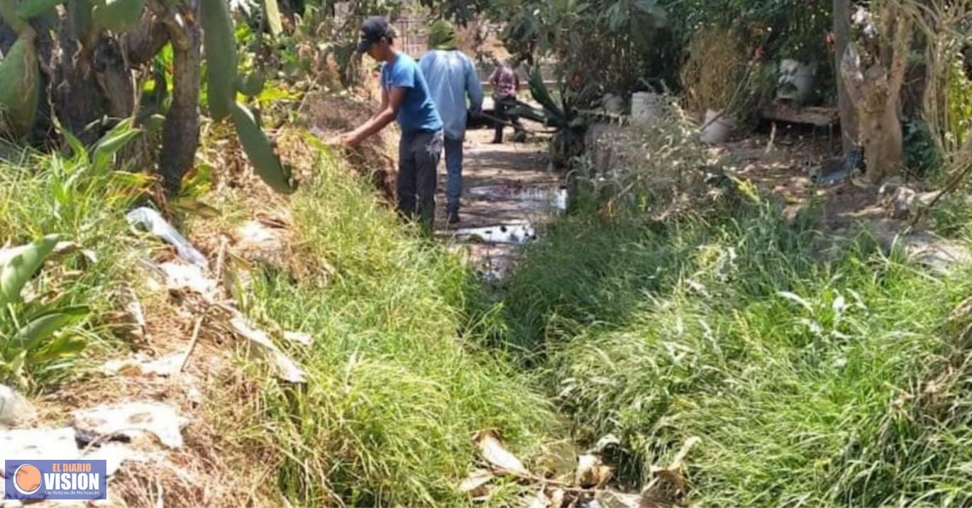 Ayuntamiento de Zacapu, realizó limpieza y desazolve del Canal Santa Cecilia 
