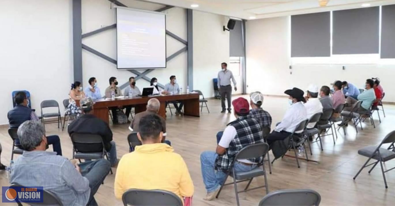 Convoca Gobierno de Salvador Escalante a representantes del Ejido de Opopeo a trabajar en equipo