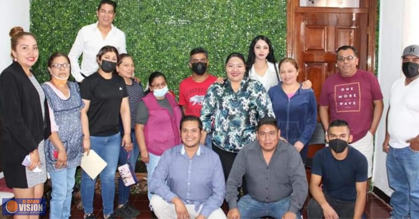 Para reactivar al comercio local, Marisol López se reúne con tortilleros de Tingambato 