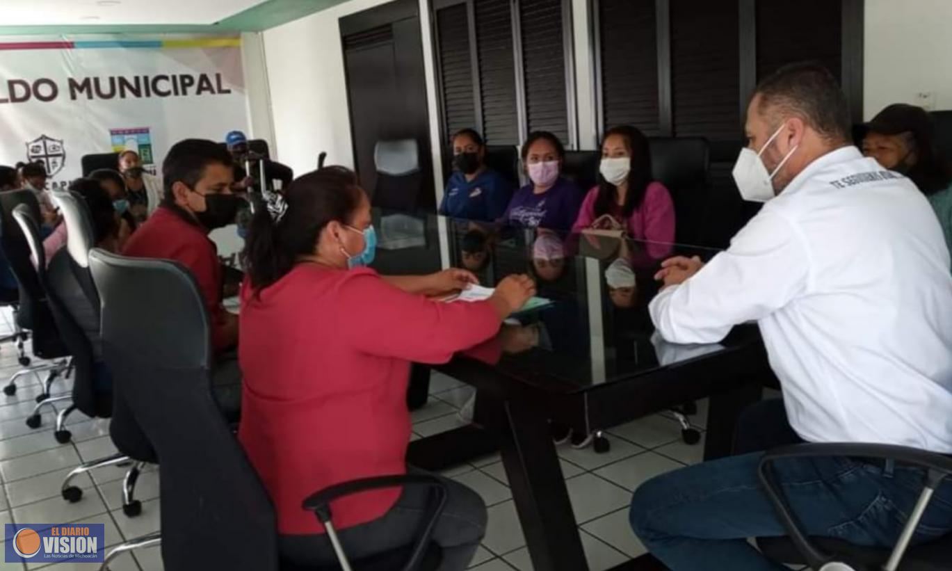 Con audiencias ciudadanas, Luis Felipe mantiene atención directa con zacapenses