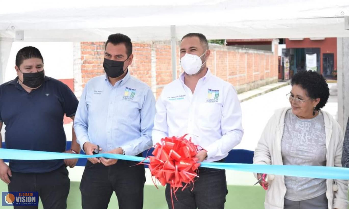 Luis Felipe León Balbanera mejora vialidades en el municipio de Zacapu 