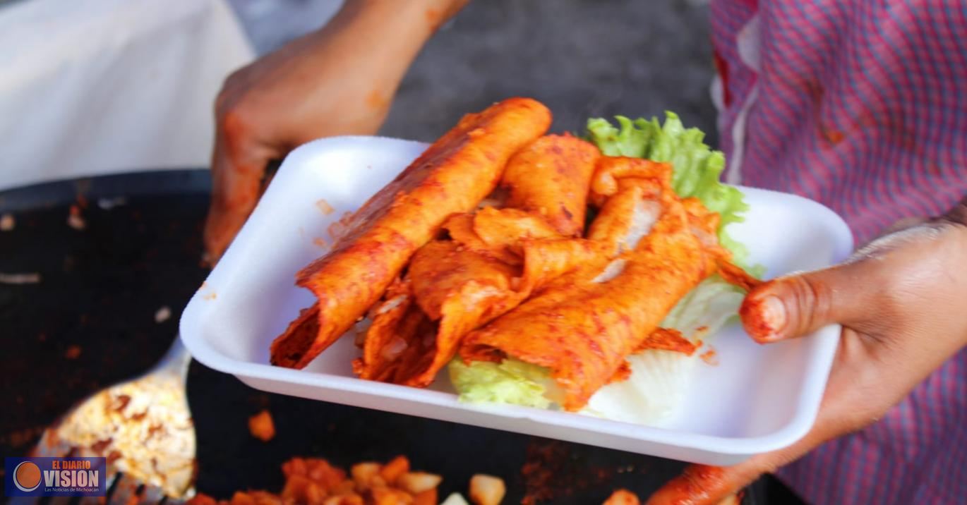 Con éxito, arranca Primer Feria de la Enchilada y el Torito de Petate en Tacícuaro