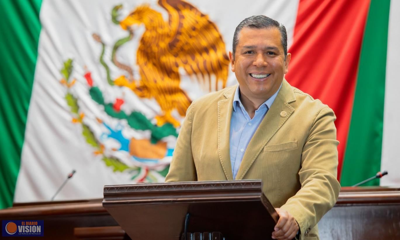 En dos años Juan Carlos Barragán ha presentado 163 iniciativas