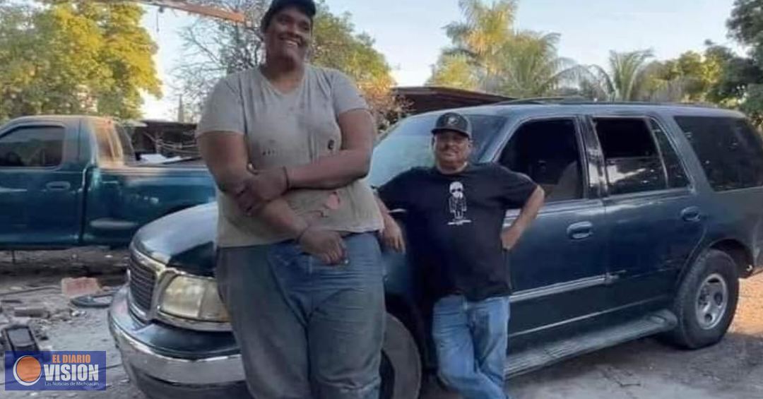 El es el “CHiquilin” el Hombre más Alto de México 