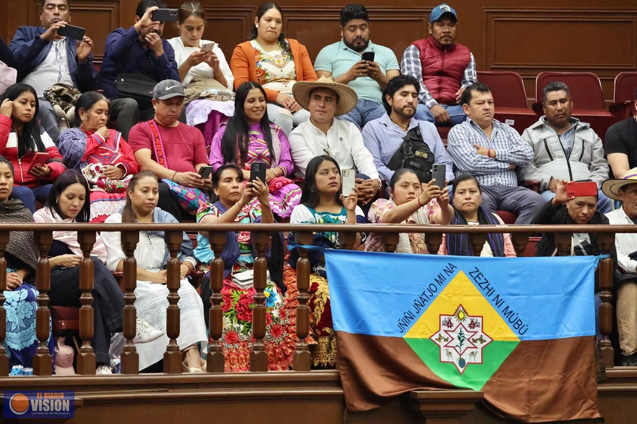 Reforma indígena prohíbe a partidos políticos y municipios actos contra autogobiernos