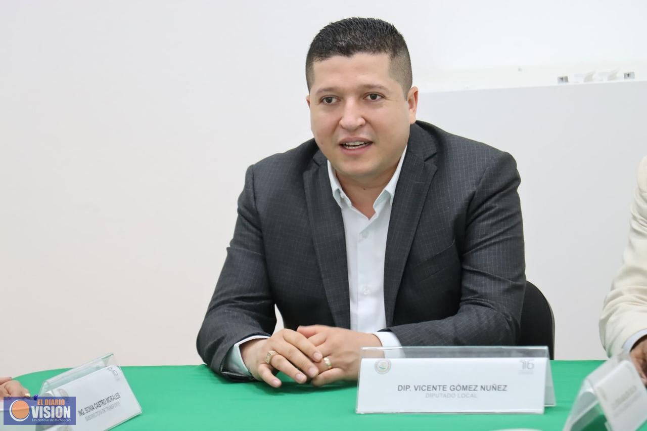 Gestiona Vicente Núñez atención al sector transportista