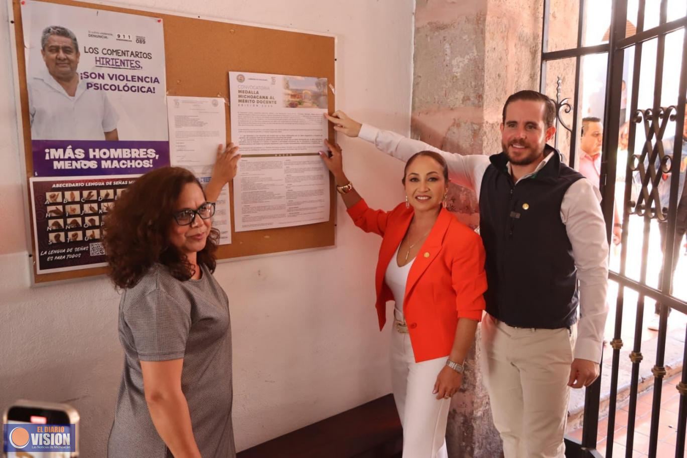 Este viernes, último día para postular al Mérito Docente 2025; Itzé Camacho reconoce labor educativa