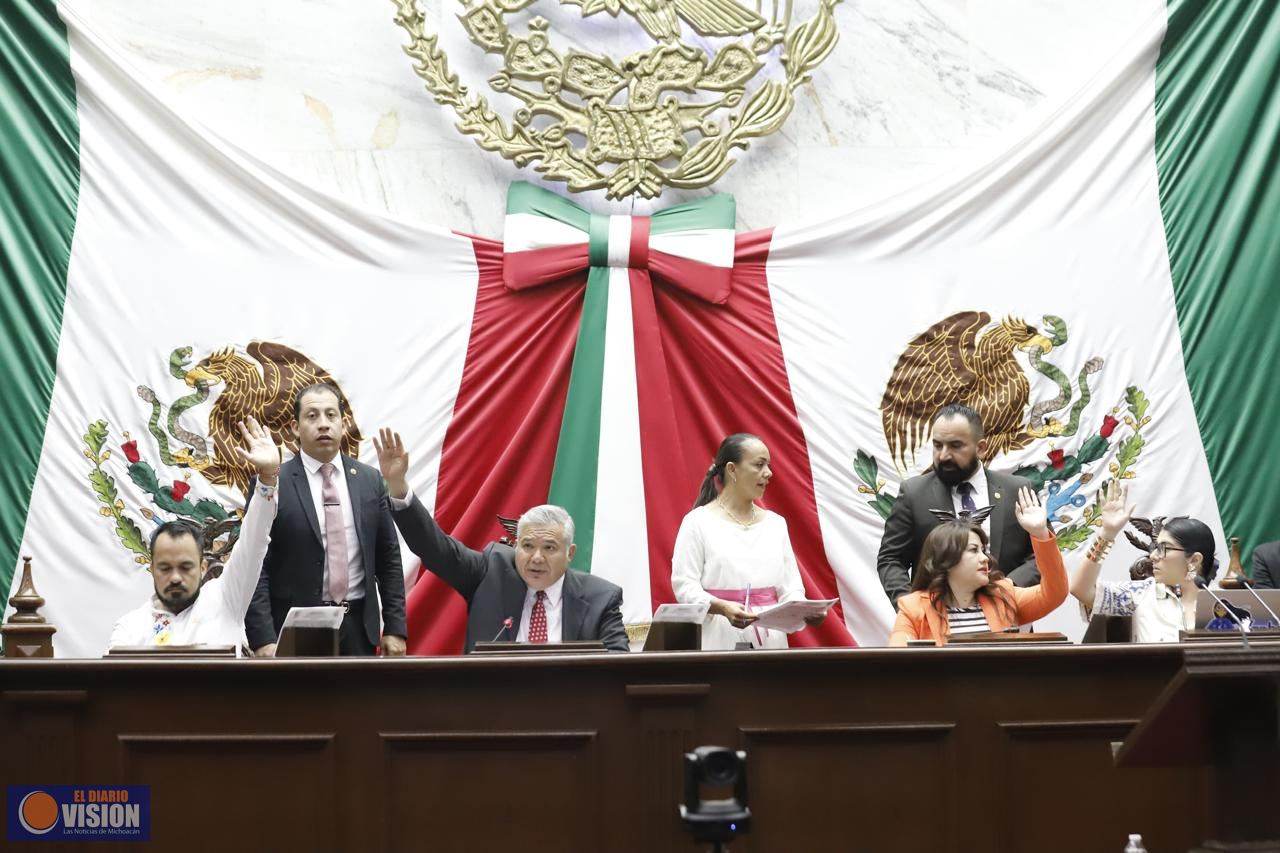 Reconoce 76 Legislatura el término Gobernadora en Constitución Michoacana
