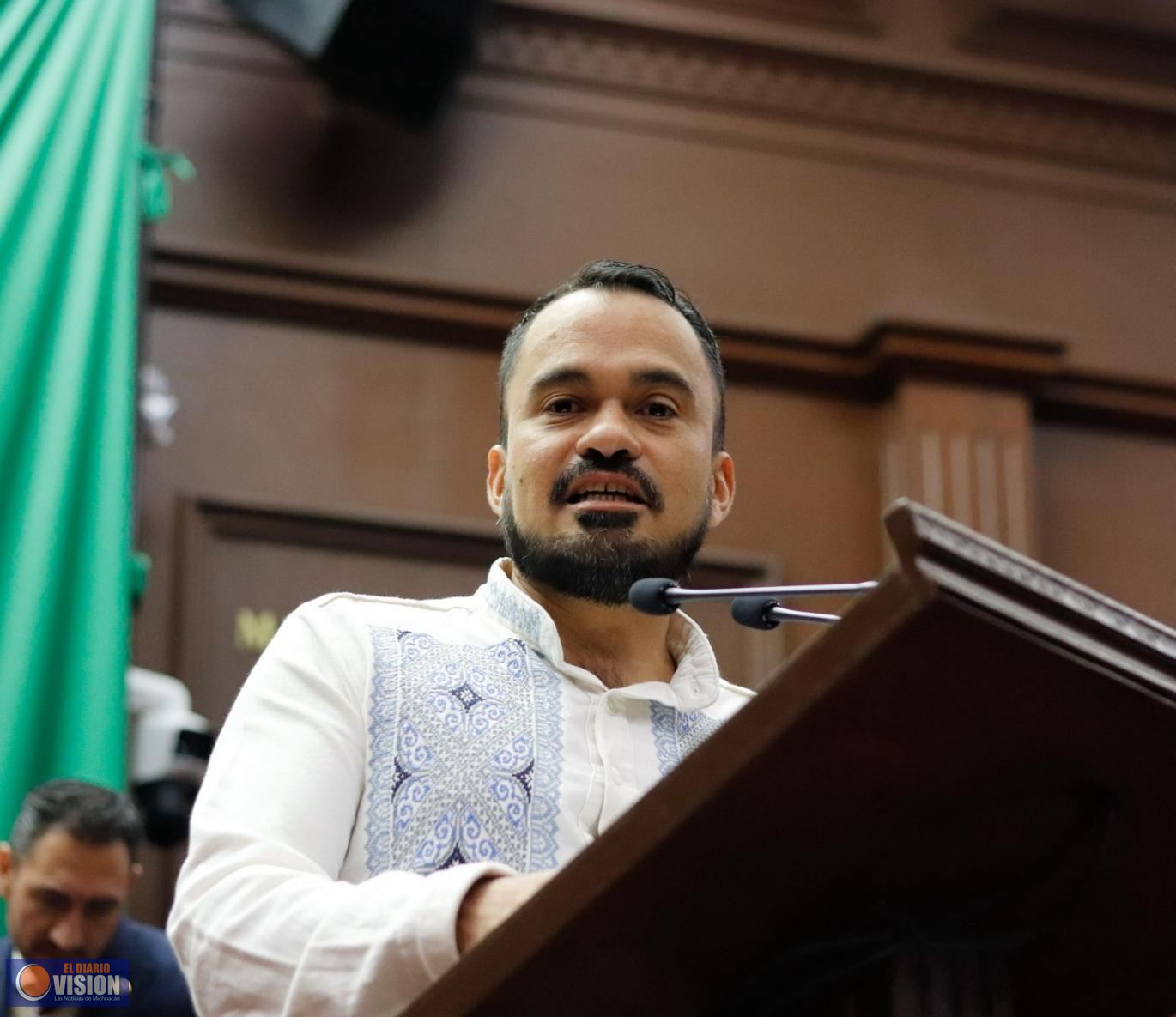 Con respaldo del Colegio de Economistas, Hugo Rangel propone reforma a la Ley Orgánica Municipal