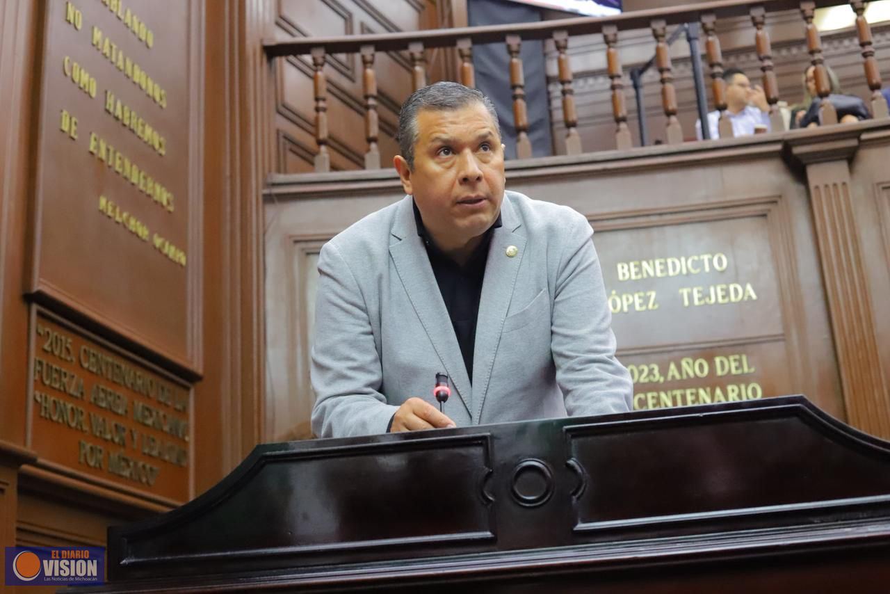 Juan Carlos Barragán propone que víctimas de accidentes viales no paguen grúas ni corralón