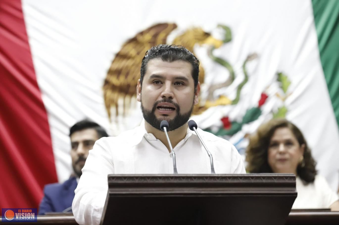 Ocampo propone aumentar penas por delitos contra adultos mayores ante alza en denuncias 
