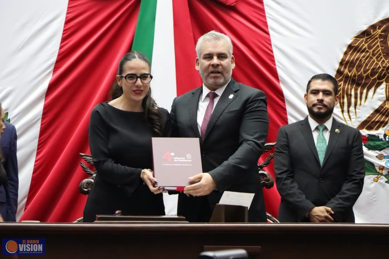 Recibe 76 Legislatura el 4to. Informe del Estado que guarda la Administración Pública Estatal 
