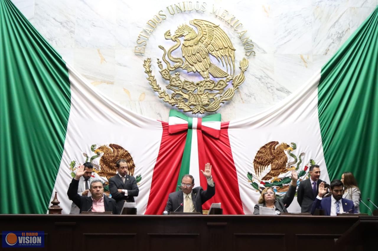 Legisladores aprueban que conductores porten licencias y tarjetas de circulación digitales