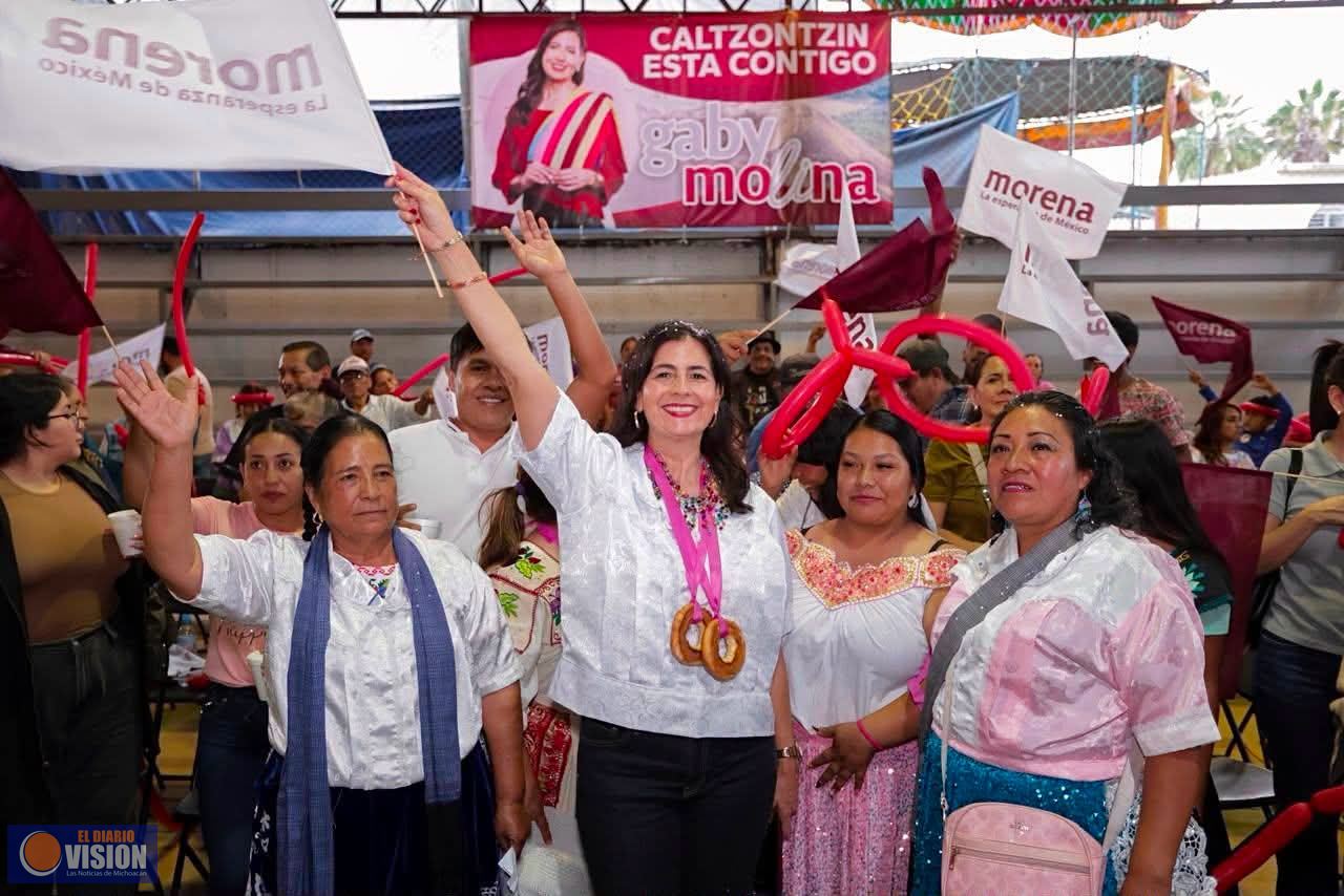 Gaby Molina mayor su vínculo con las comunidades