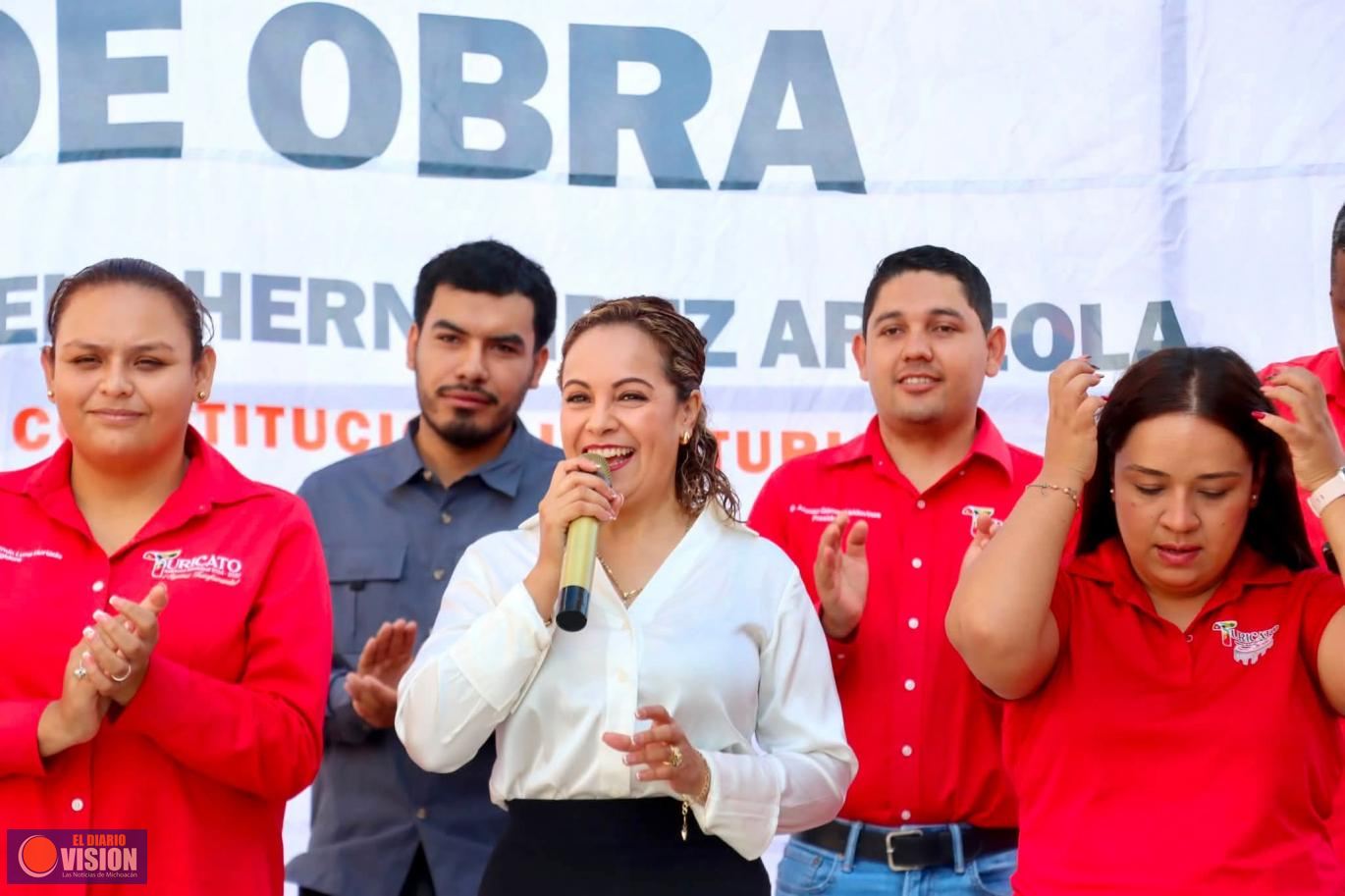 Encabeza Graciela Hernández Arreola arranque de obra en la Tenencia de Puruarán