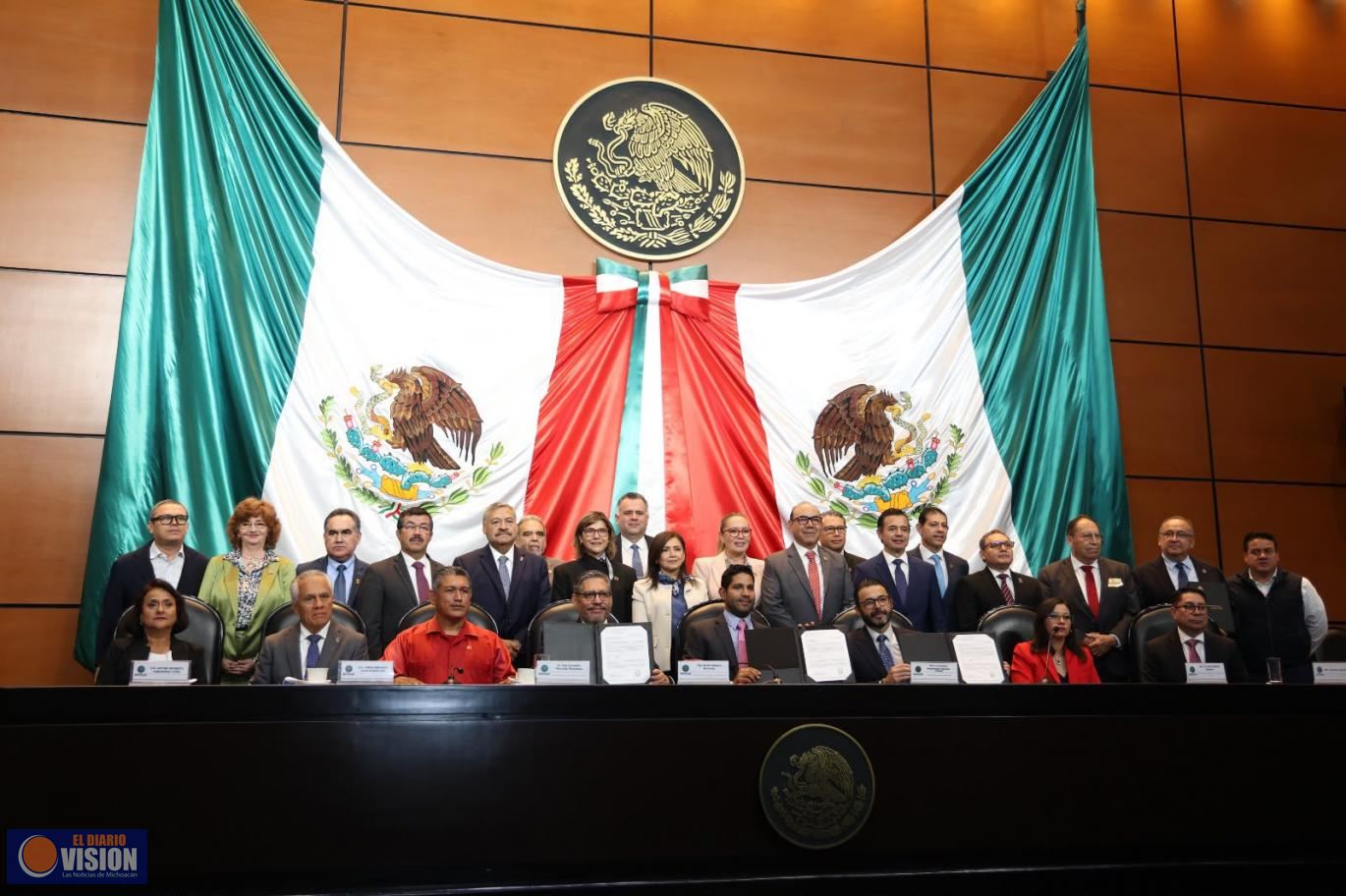 Yarabí Ávila, entrega Estados Financieros Auditados a la Comisión de Vigilancia de la ASF 