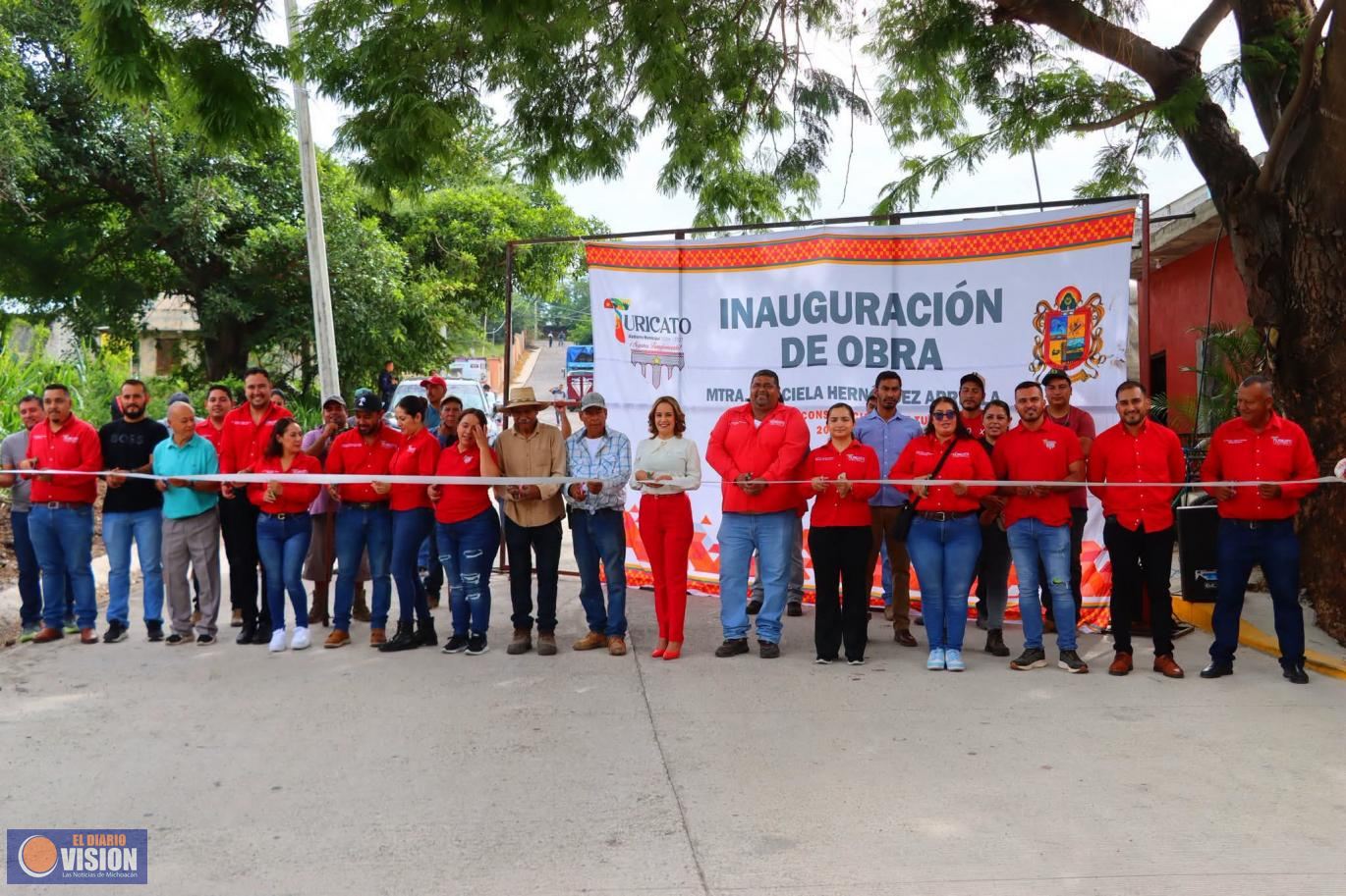 Inaugura Graciela Hernández Arreola nuevo libramiento en Turicato   