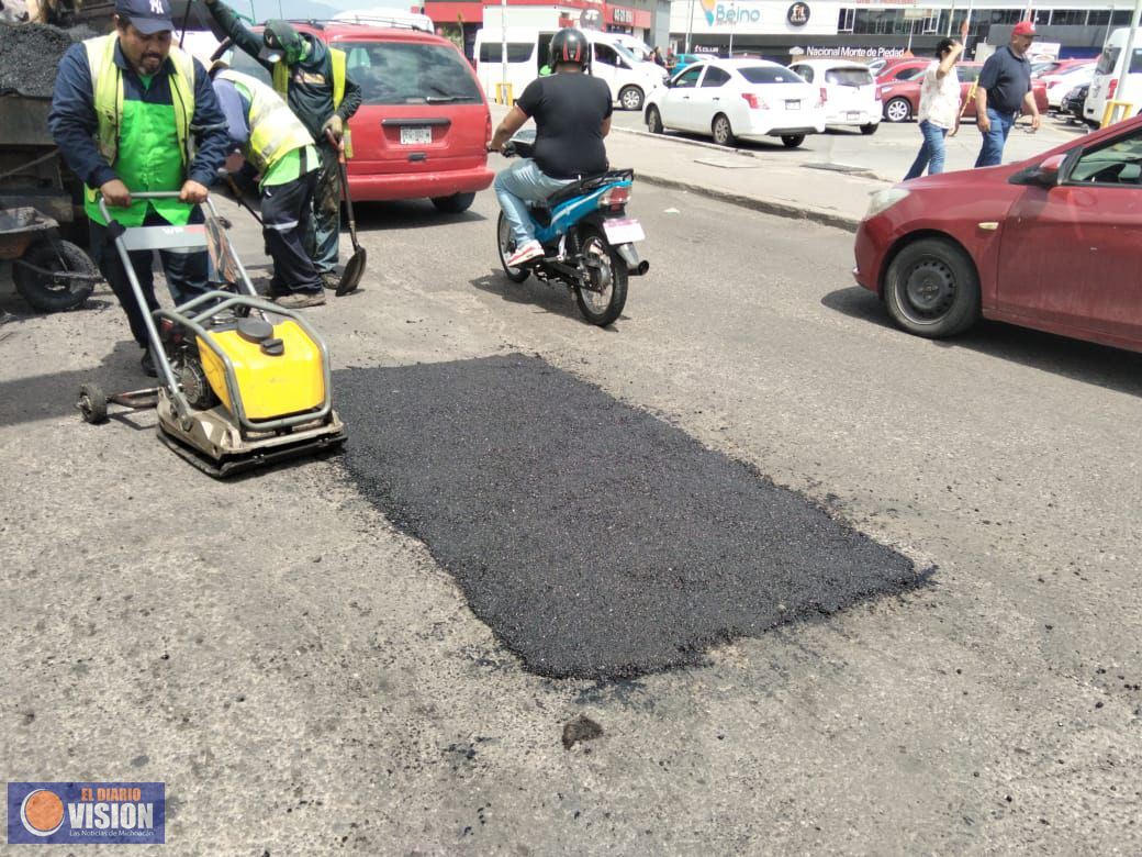 Gobierno de Morelia continúa bacheo en distintos puntos del municipio