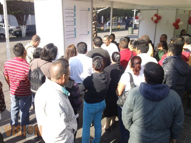 Rebasada feria del empleo por demanda de solicitudes
