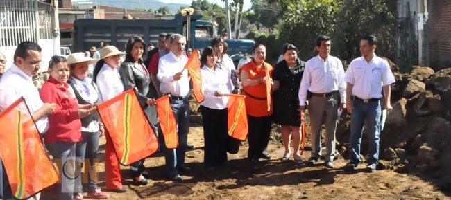Aldo Macías impulsa obras integrales para la población