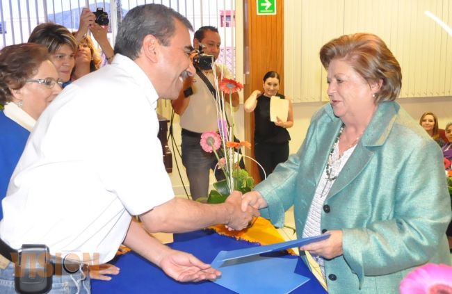 Club Soroptimista reconoce labor social de destacadas mujeres