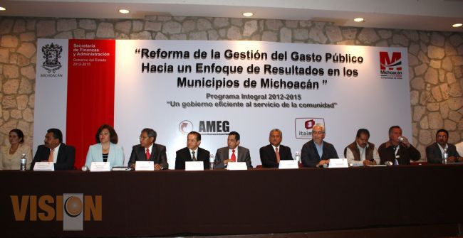 Capacitan a Ayuntamientos en tema de transparencia y Gasto Público