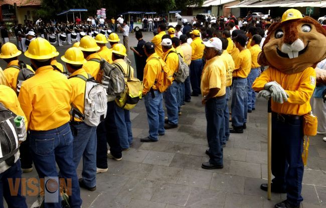 Listas, brigadas contra los incendios forestales