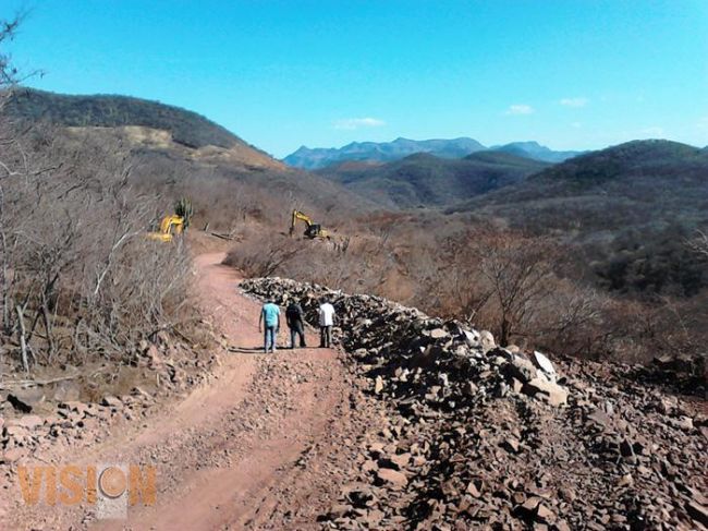 Supervisa Scop avance de obras en Tuxpan y Turicato