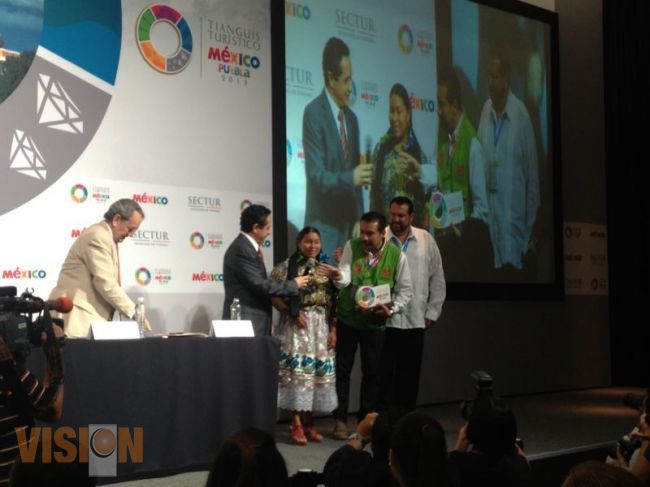 Michoacán recibe premio nacional de Encuentros de Cocina Tradicional en Puebla