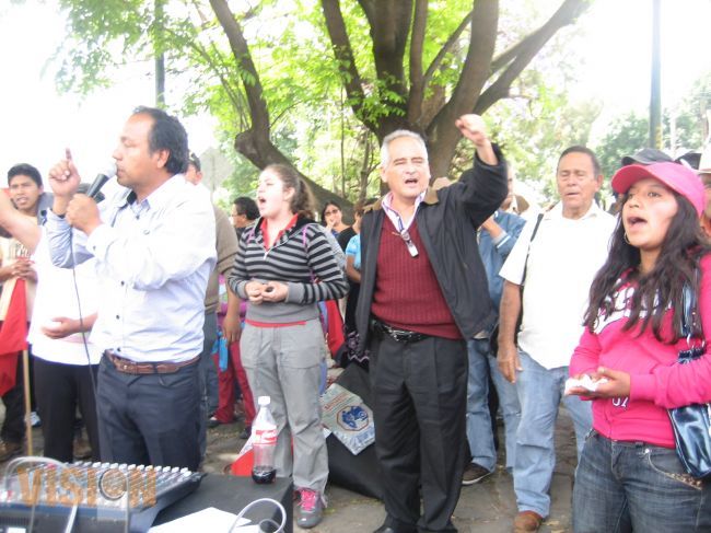 Antorchistas toman instalaciones municipales por incumplimiento a acuerdos pactados