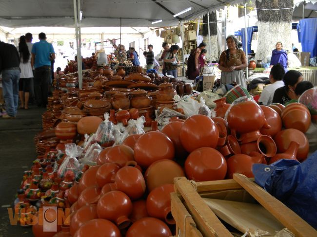 Por concluir el arribo de artesanos para el “Tianguis Artesanal del Domingo de Ramos 2013”