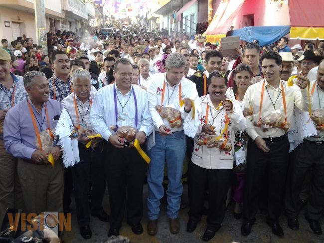 Exitosa  inauguración de la XXIV Feria del Geranio de Tingambato