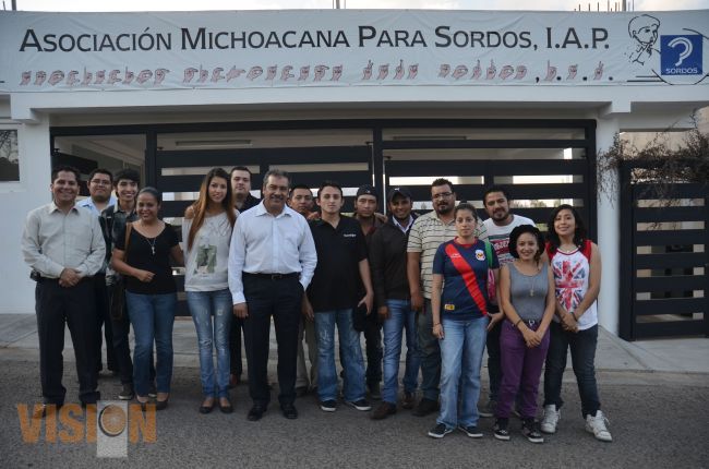Raúl Morón impulsa reconocimiento de la Lengua de Señas 
