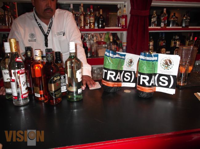 Sellos de Profeco en establecimientos que violan la norma; apercibe a 3 comercios más