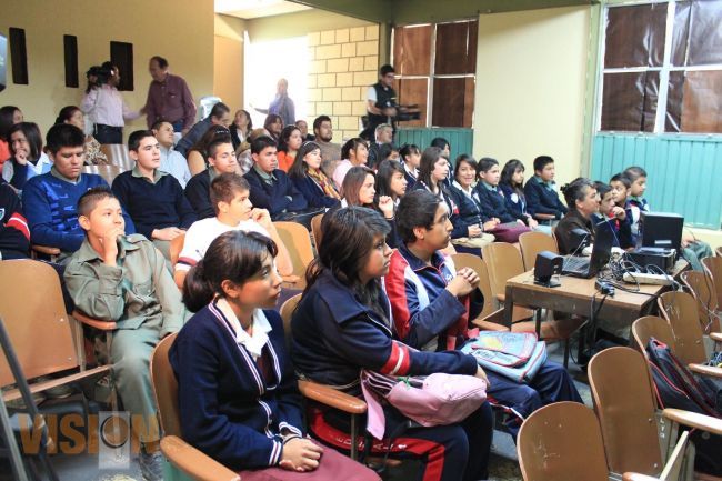 Secretaría de Educación fomenta innovación educativa en Michoacán