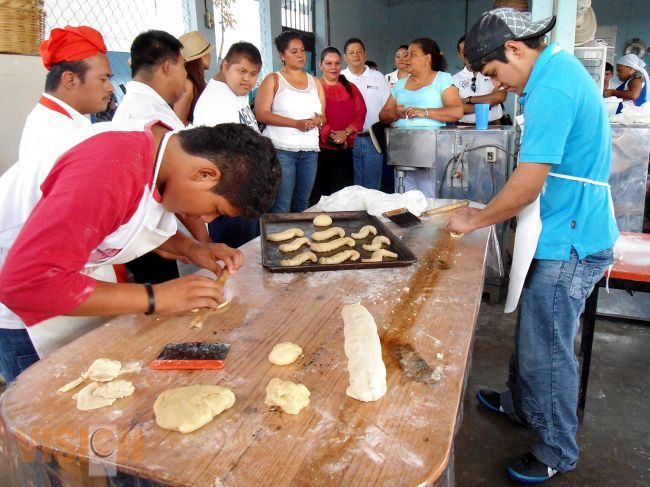 Dif Estatal efectuó centro de atención en Lázaro Cárdenas 
