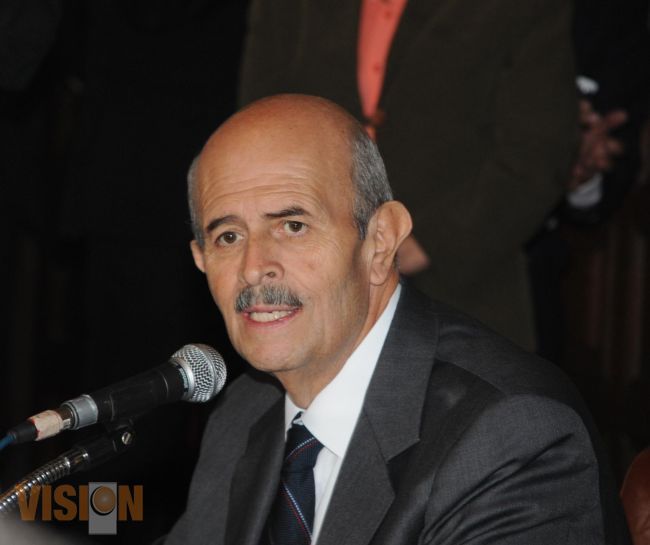 Reconoce Fausto Vallejo trabajo legislativo por refinanciamiento de la deuda