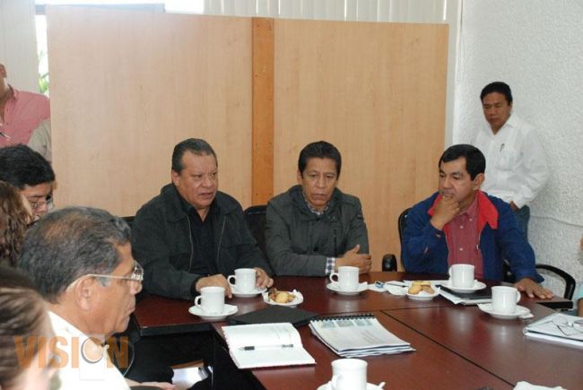 Pactan Sedru y Sagarpa unir esfuerzos por el campo michoacano