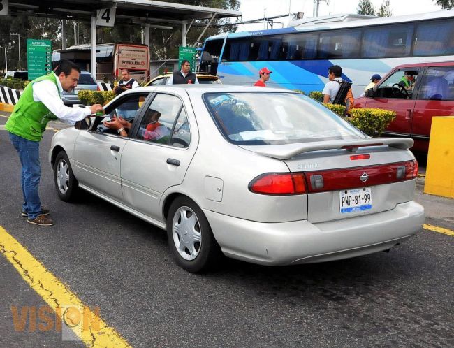 SECTUR realiza operativo de bienvenida a Paseantes de Semana Santa.