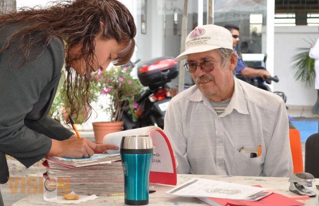 Reanuda módulo del Inapam Uruapan expedición de credenciales 