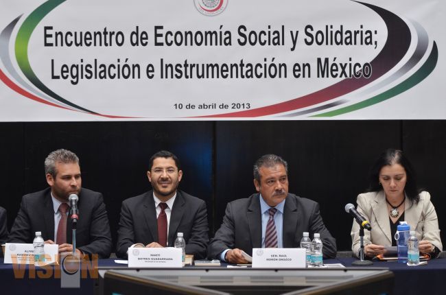 Vamos a legislar desde el Senado para cambiar el modelo económico actual e impulsar la economía