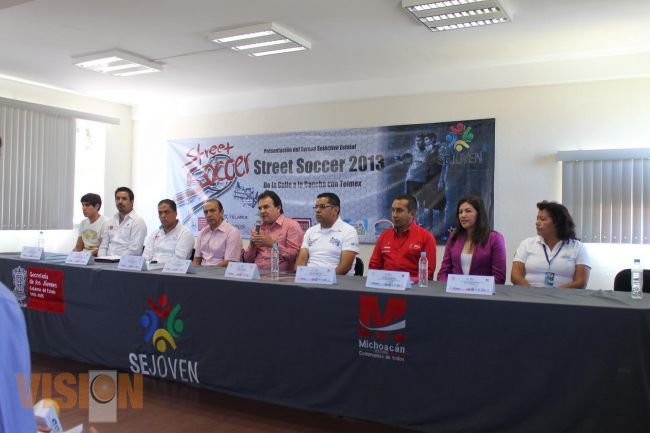 La SEJOVEN anuncia el torneo Street Soccer 2013.