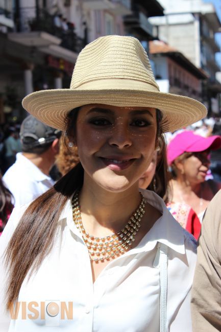 DIF municipal renueva programa de redondeo 2013