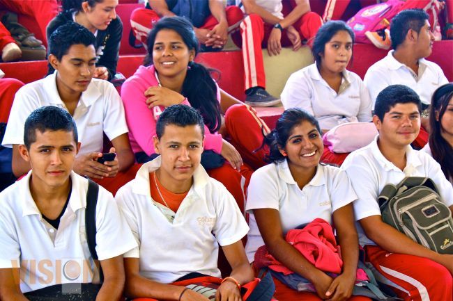 Propone Mario Magaña que alumnos conozcan sus leyes 