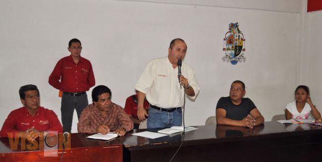 Gobierno municipal recibe nuevas solicitudes en materia de vivienda